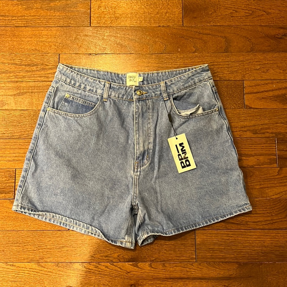 Princess Polly the Swalla shorts!! so so so cute.